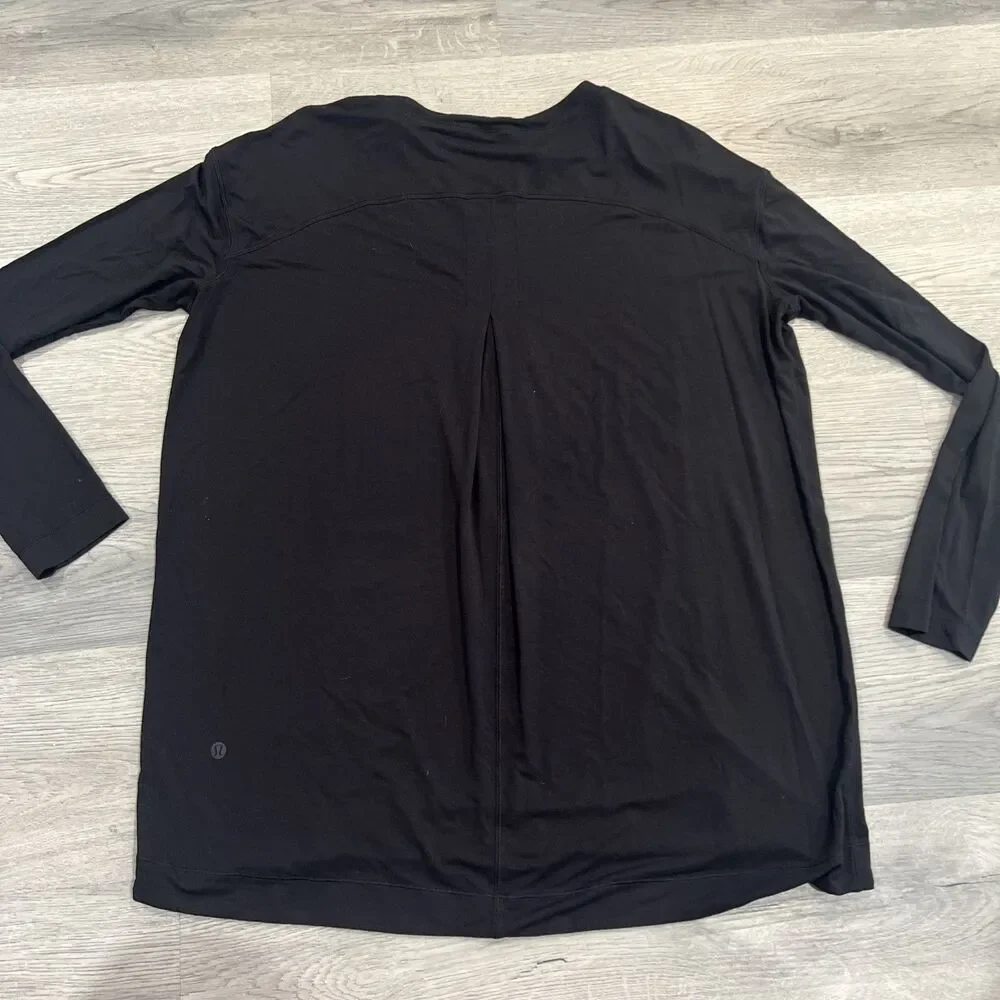 Lululemon Modal Pleated Back Long Sleeve Shirt Running Gym Yoga Black Size 10